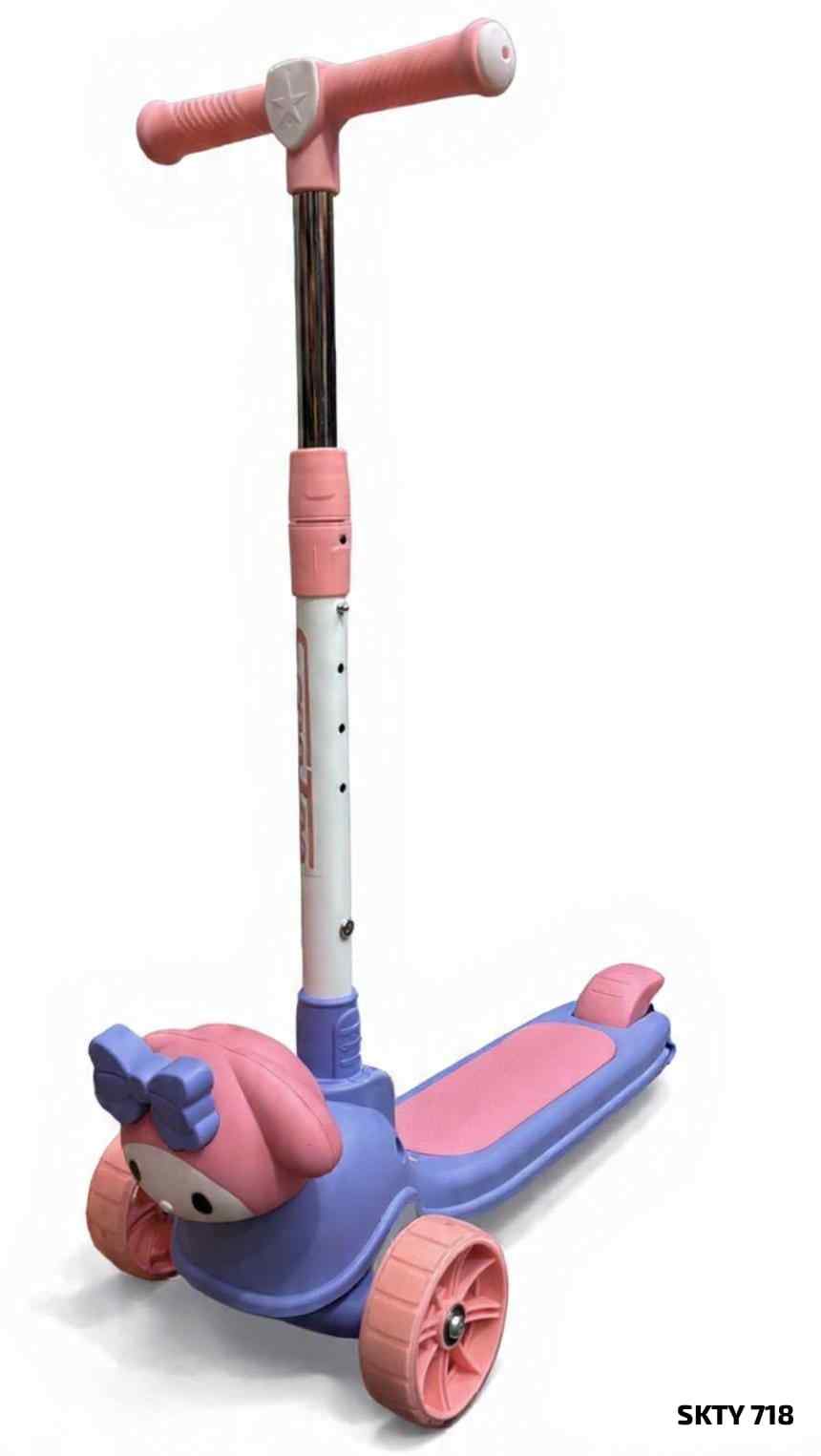 Kids Bow Character Three-Wheel Scooter SKTY-718