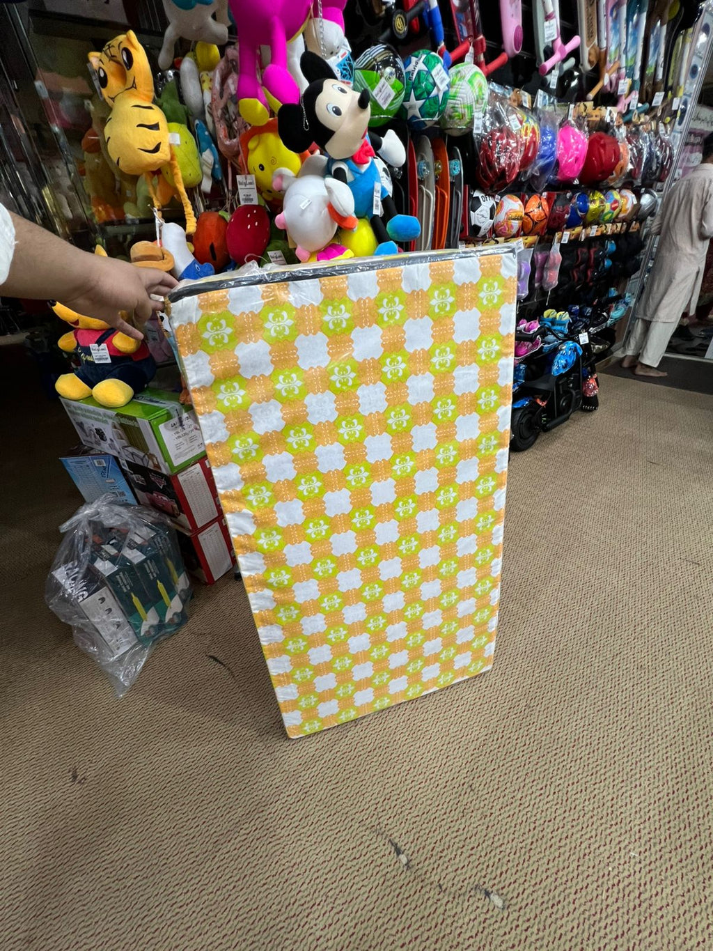 MATRESS   46"L x 26"W x 3"Th